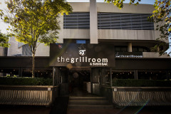 The_Grill_Room_and_Sushi_Bar09